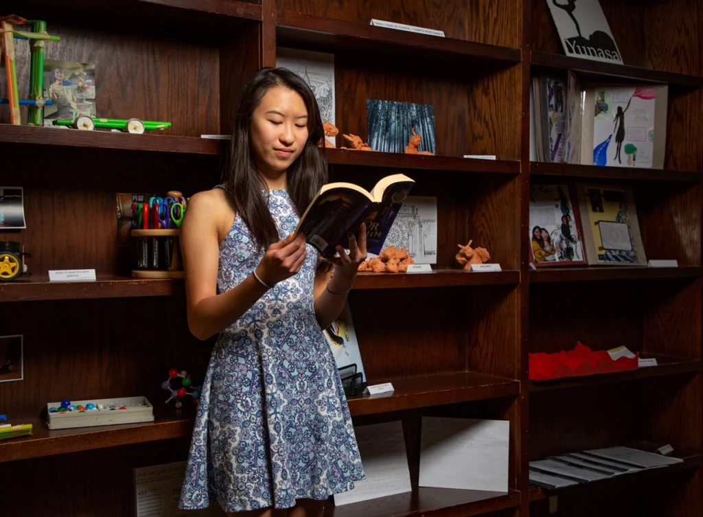 Institute for Educational Advancement - Connecting bright minds; nurturing intellectual and personal growth