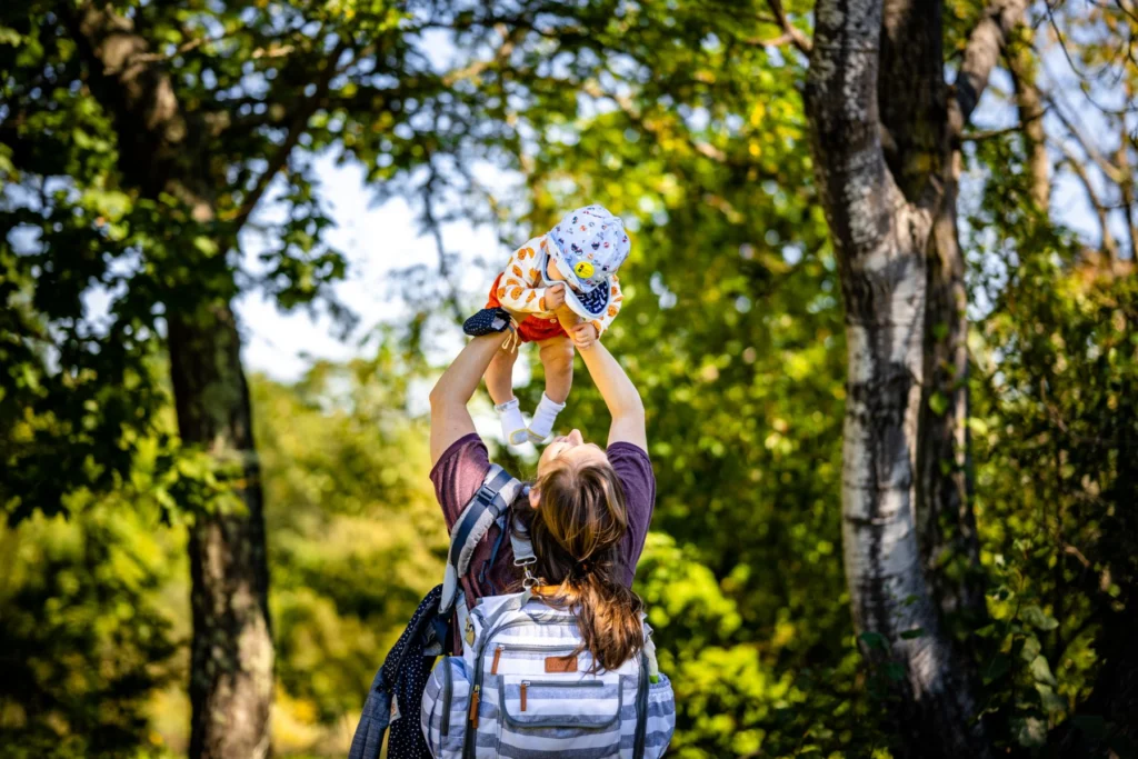 Institute for Educational Advancement - Connecting bright minds; nurturing intellectual and personal growth